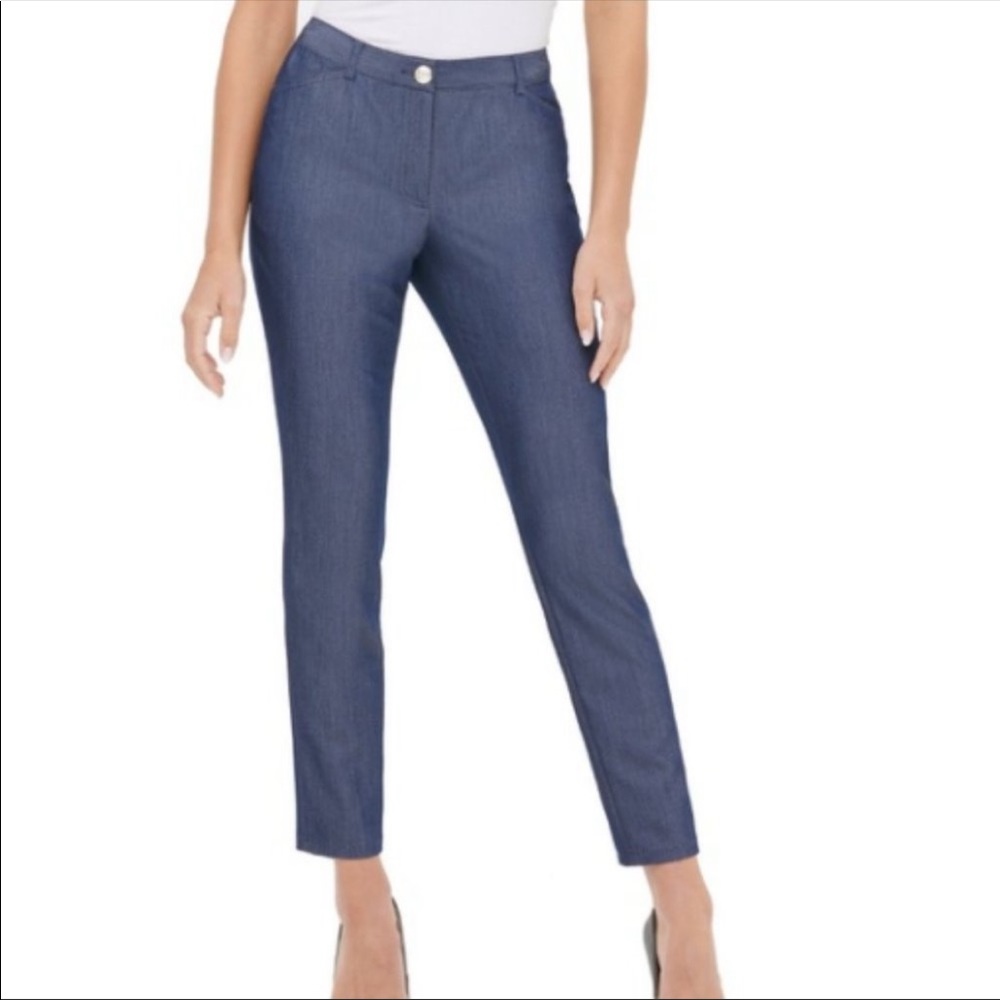 NWOT, Tommy Hilfiger Women’s Trousers, Size 8